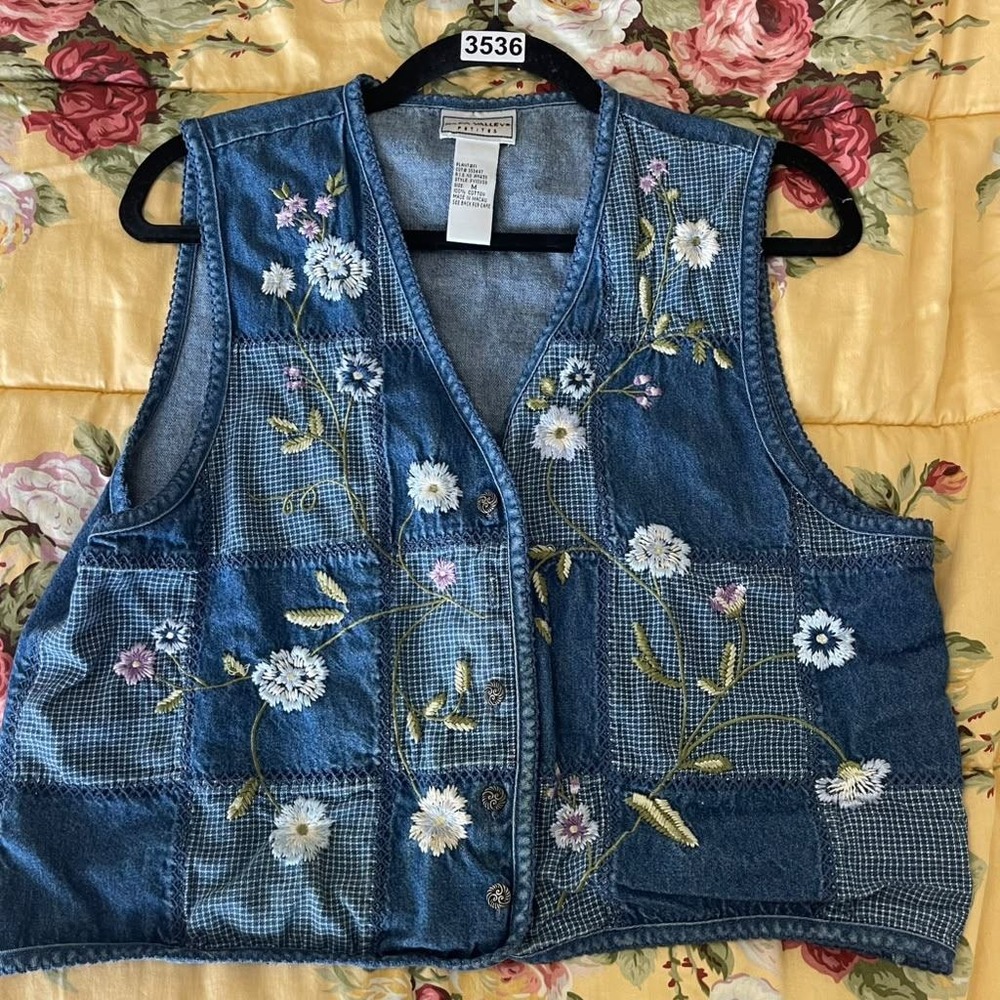 Napa Valley Petites Blue Denim Floral Embroidered Patchwork Vest Medium Vintage